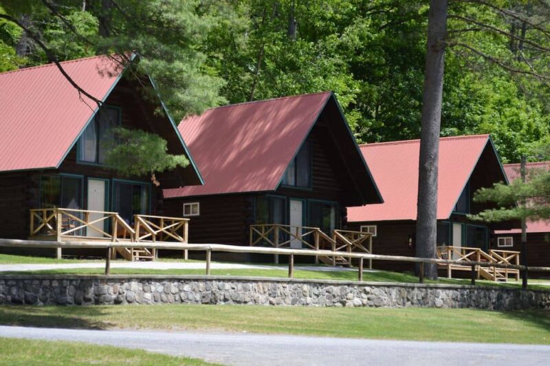 Ridin' Hy Ranch - Cabins