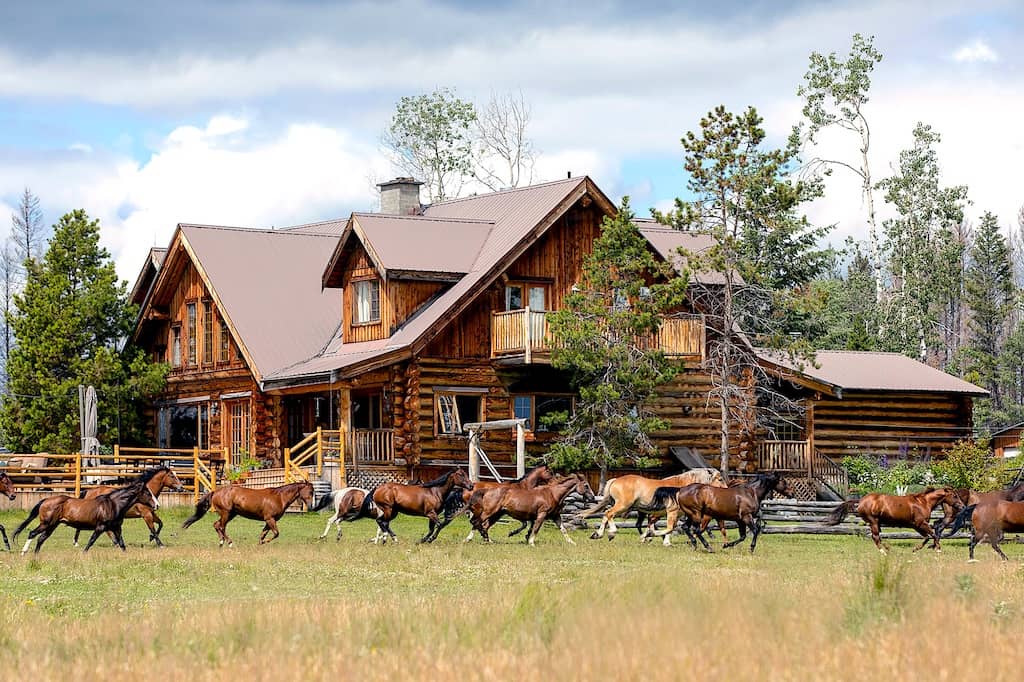 Siwash Lake Ranch - BC Canada - Lodge